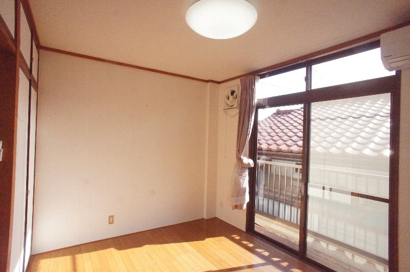 メゾン白井の居間写真