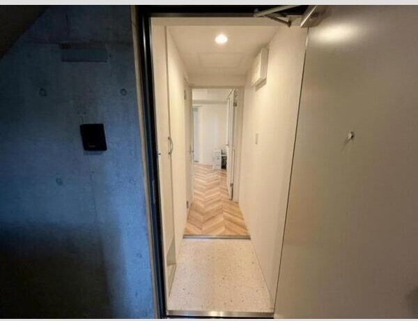 玄関　同タイプ内観です