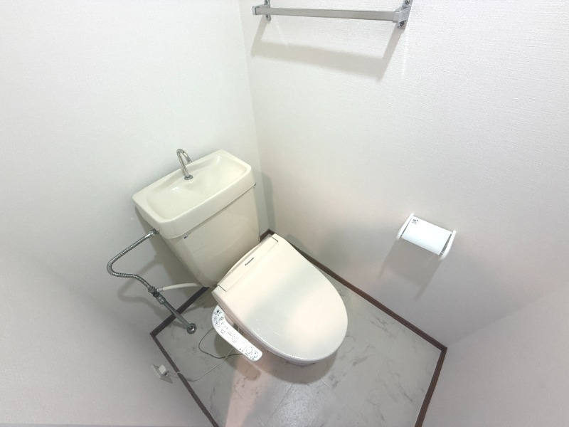 ヒルズ六本木のトイレ写真