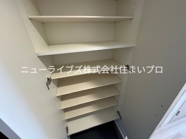 プレサンスネオ大和田ステーションベゼル(プレサンスNEO大和田STATの内装写真