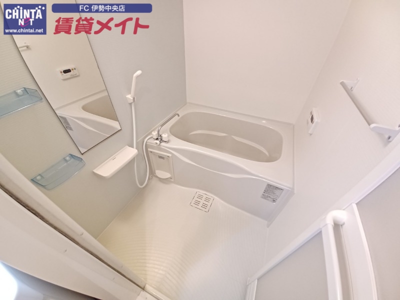 バス・シャワールーム　反転タイプ参考写真