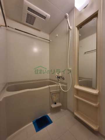 バス・シャワールーム　別部屋参考写真となります。