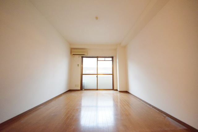 居室・リビング　～やっぱり広い、８帖は～