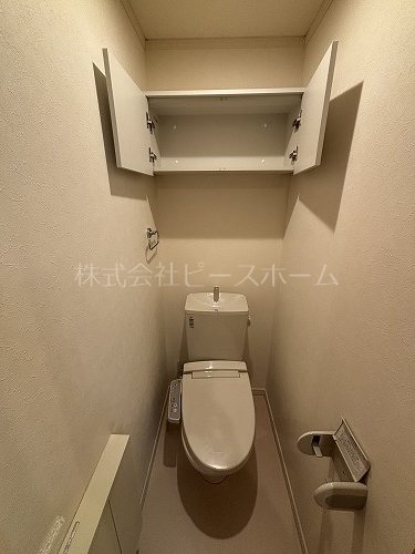 トイレ　※別号室参考写真