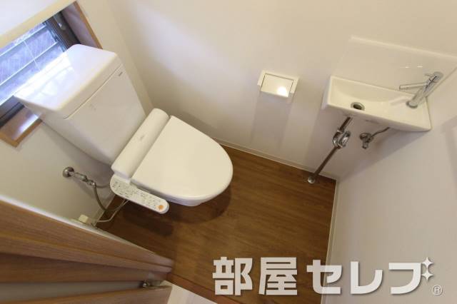 トイレ　ウォシュレットありますよ。