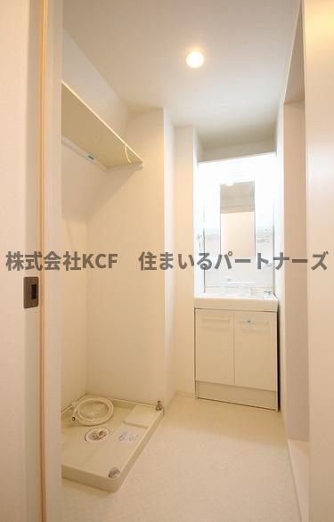 洗面設備　広い洗面スペース