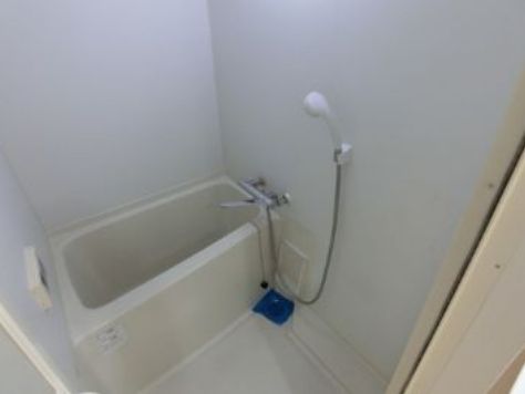 バス・シャワールーム　バストイレ別