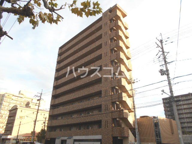 【アスヴェル京都外大前の建物外観】