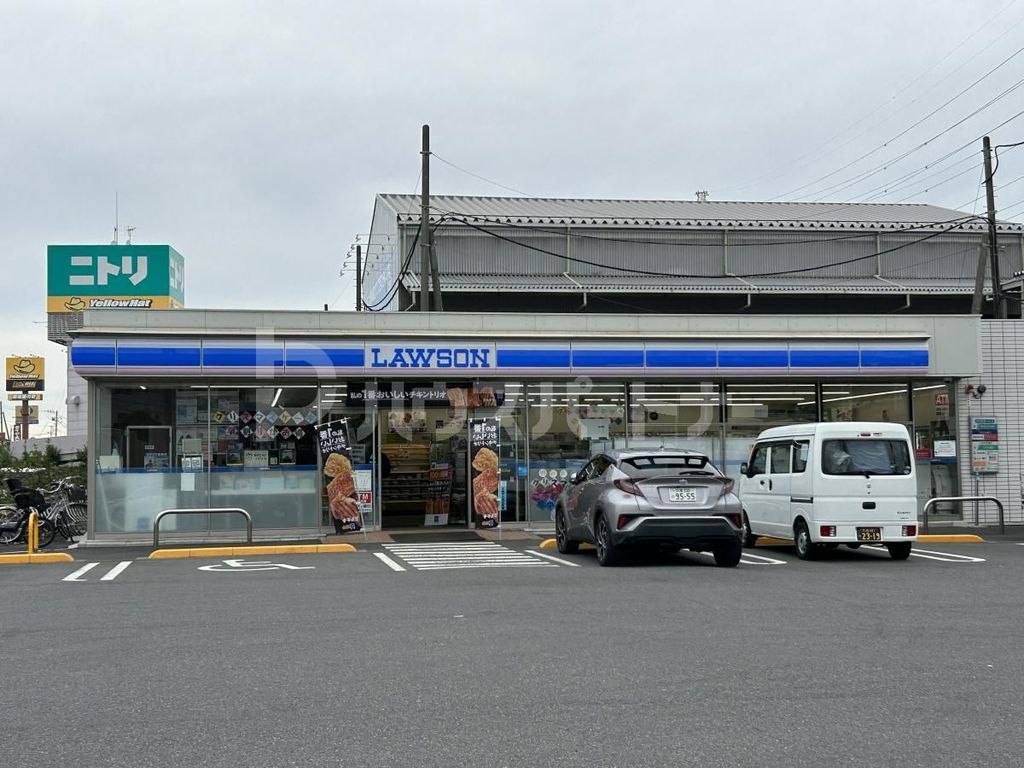 【さいたま市北区日進町のマンションのコンビニ】