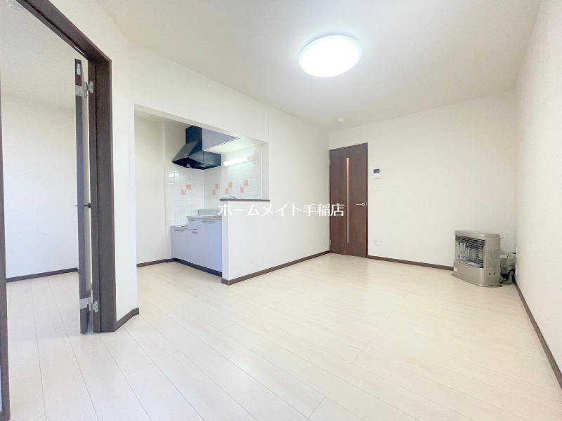 居室・リビング　広々リビングです！