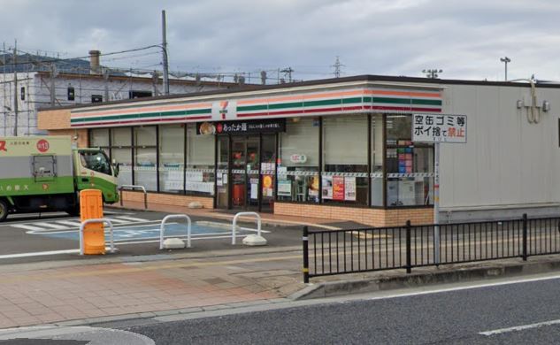 コンビニ　セブンイレブン 海南船尾店（コンビニ）まで727m