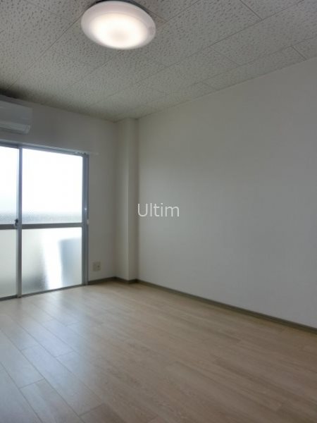 居室・リビング　違うお部屋の写真です。ご参考までに