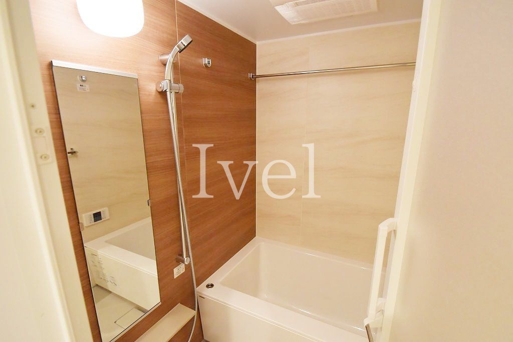 バス・シャワールーム　収納