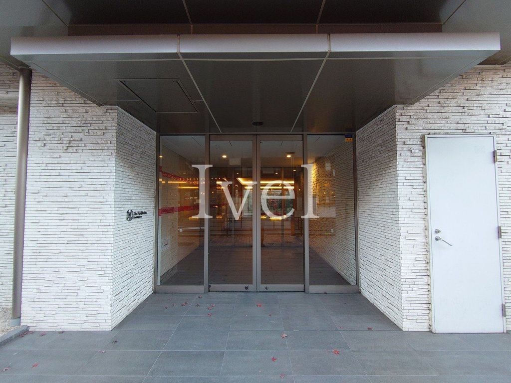 建物外観　エントランス