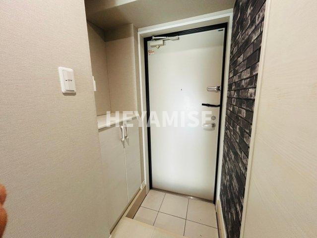 玄関　※同物件同室タイプの写真でございます※現況を優先します※