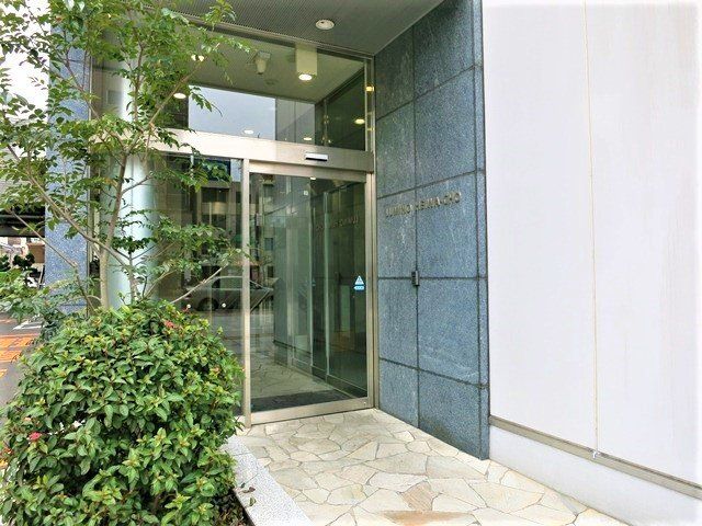 エントランス　エントランス