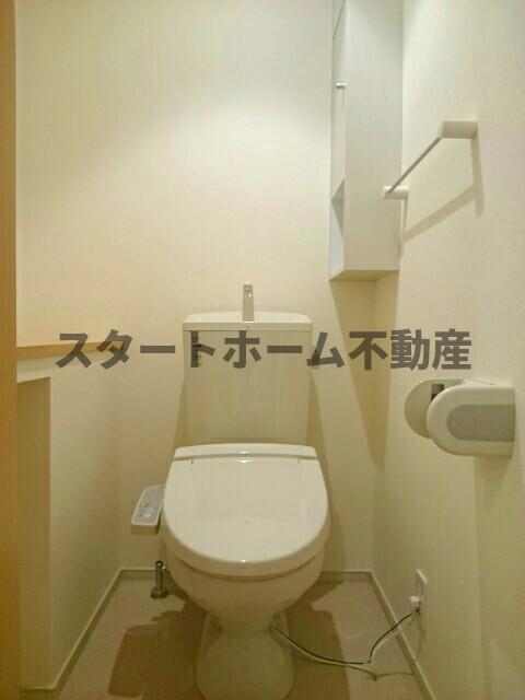 トイレ　清潔感のあるトイレです