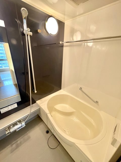 バス・シャワールーム　☆ゆっくりくつろげるお風呂☆