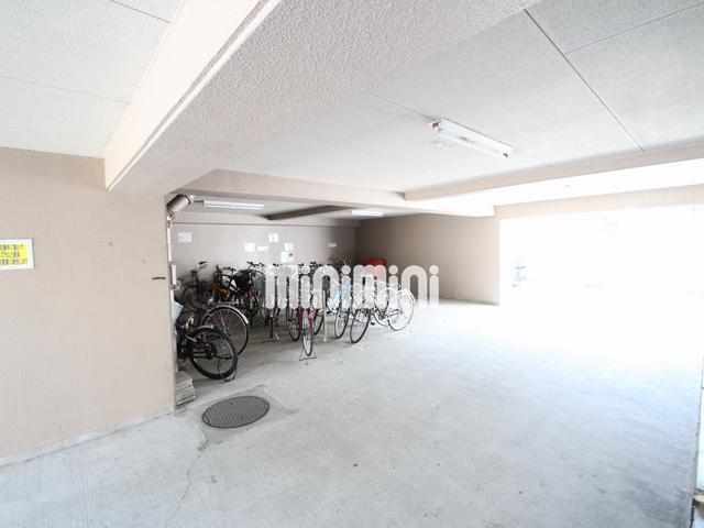 その他共有部分　自転車置場もあります