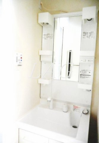 洗面設備　独立洗面台です。