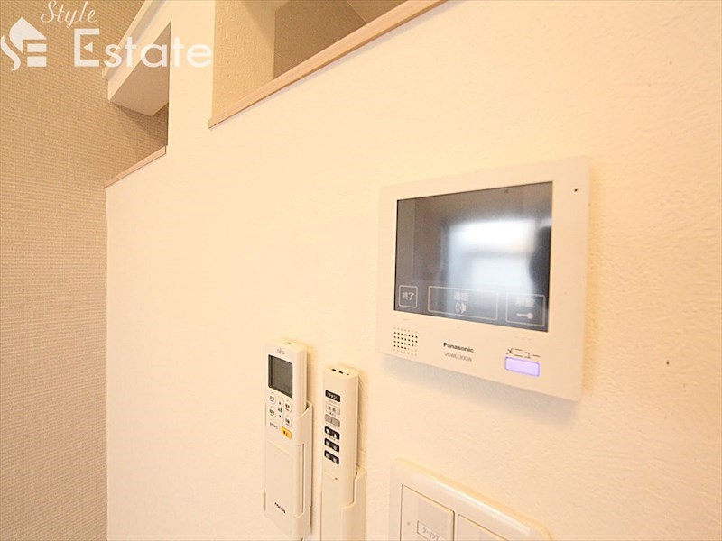 セキュリティ　モニター付きインターホン