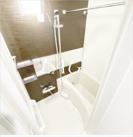 バス・シャワールーム　お風呂になります。