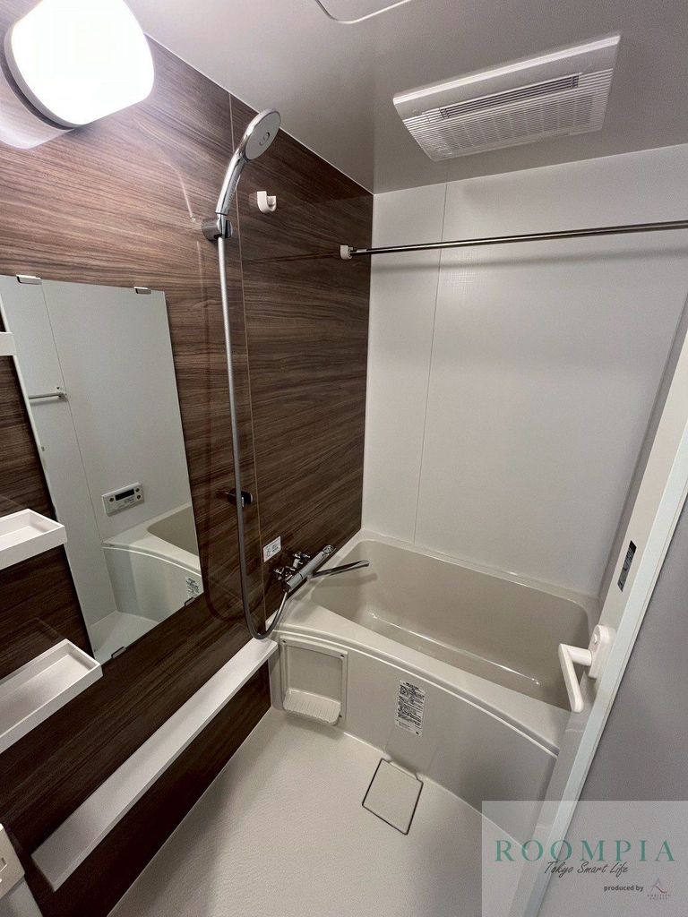 バス・シャワールーム　バス