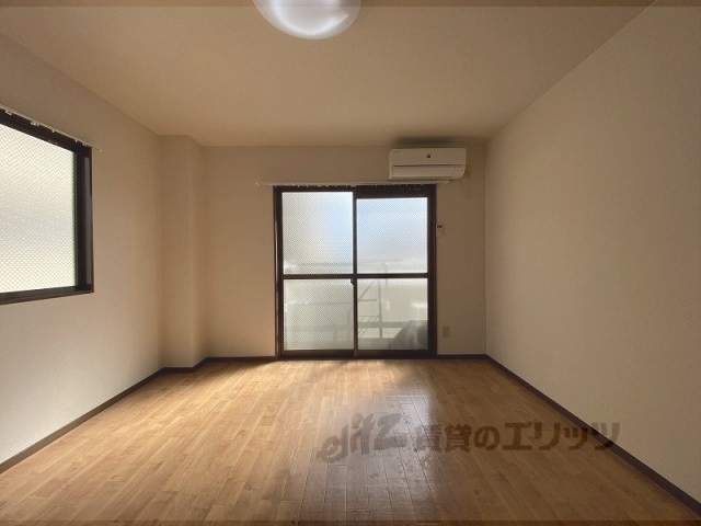 居室・リビング　居室