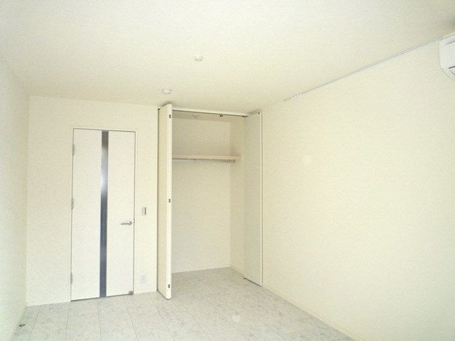 その他部屋・スペース　★明るい洋室★