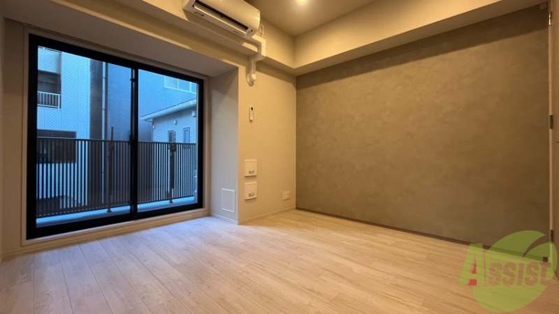 居室・リビング　７．４帖のリビングです。広々としています。