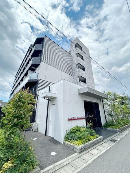 建物外観　外観タイル張りです