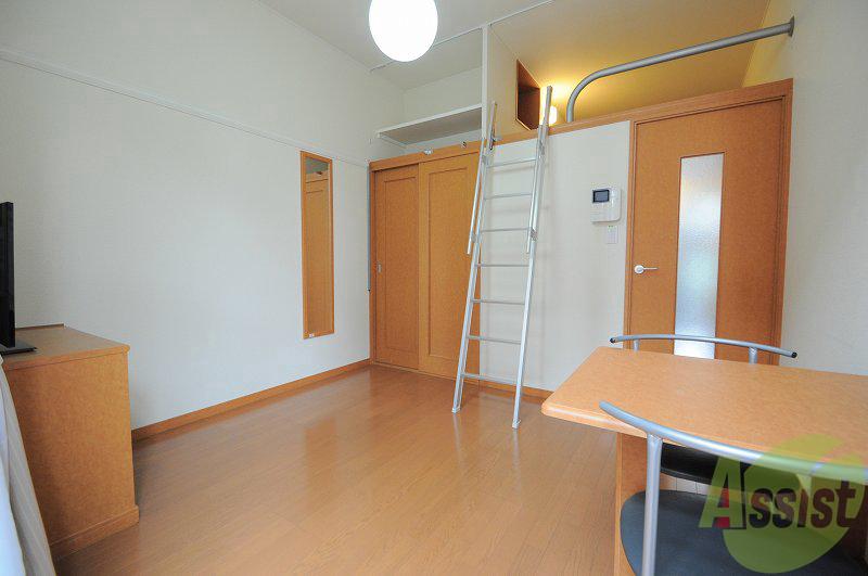 居室・リビング　ロフトも使えます