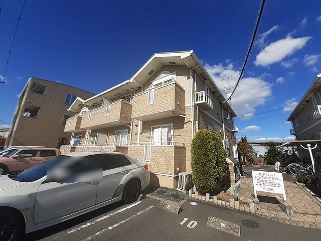 建物外観　落ち着いた雰囲気の外観です