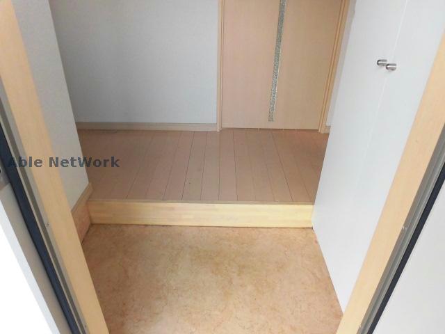 玄関　※参考画像