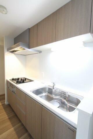 キッチン　※別部屋写真参照