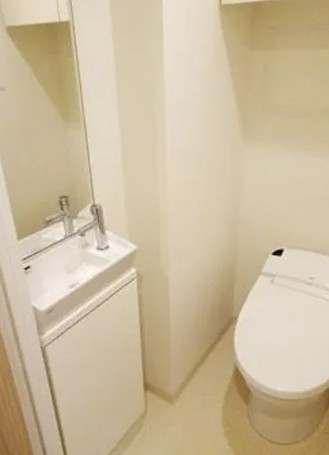 トイレ　別部屋参考写真