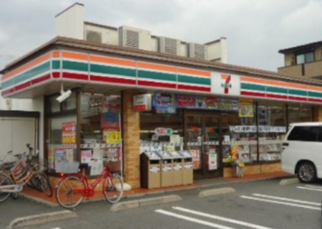 コンビニ　セブンイレブン堺北花田町4丁店（コンビニ）まで185m