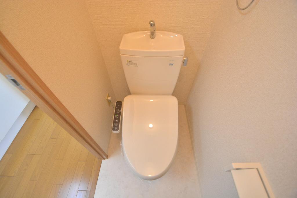 トイレ　シャワー付トイレ