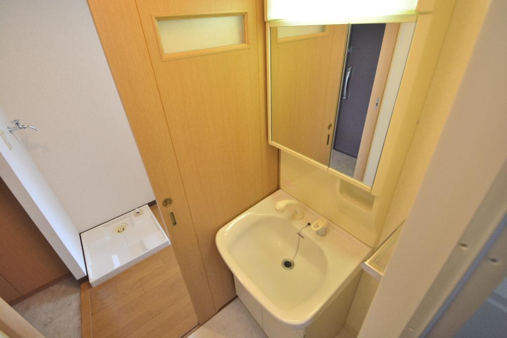 洗面設備　洗髪洗面化粧台