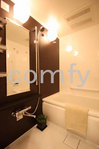 バス・シャワールーム　追炊き浴室乾燥機付きバス