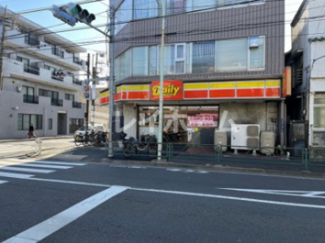 コンビニ　デイリーヤマザキ 大森中央店（コンビニ）まで110m