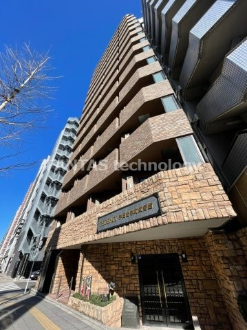 1K Mansion in Chiyoda, Tokyo - Image 1
