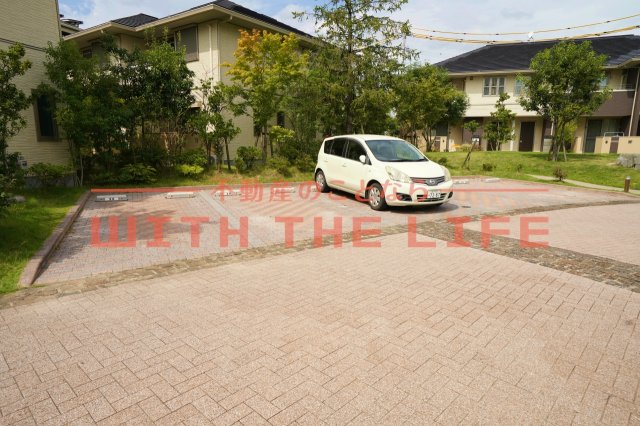駐車場　※同シリーズ物件の写真・現状優先