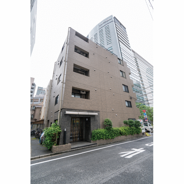 建物外観　清潔感ある外観