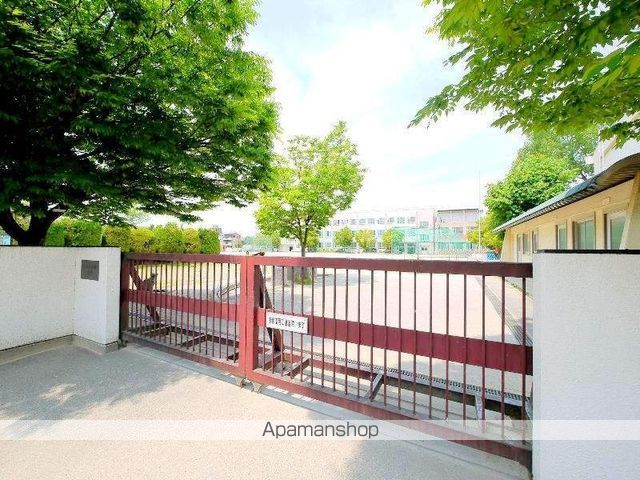 小学校　川原小学校（小学校）まで480m