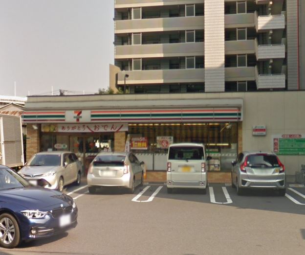 コンビニ　セブンイレブン 港区海岸3丁目店（コンビニ）まで566m
