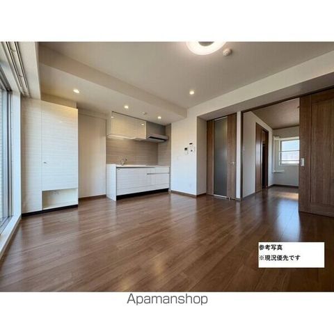 Mon maison IIの居間写真