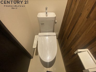 トイレ　ウォシュレット付きのトイレです！