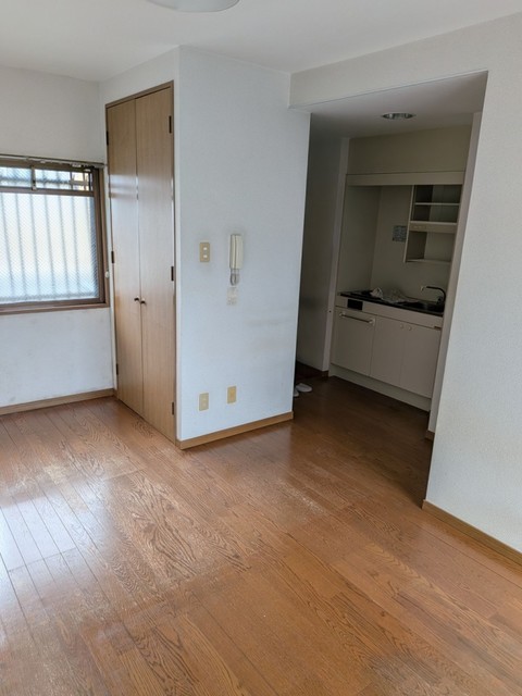 MRハイツの居間写真