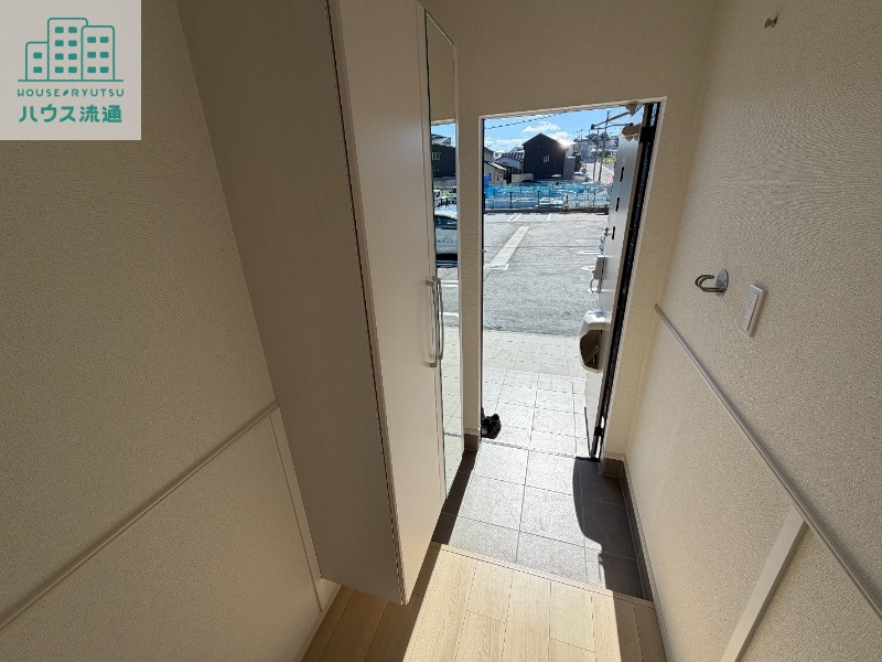 玄関　※ニューライフシリーズのお部屋になります。